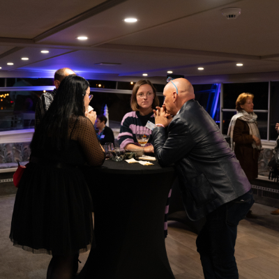 Croisière VIP - 7/6/5/4 mange-debouts