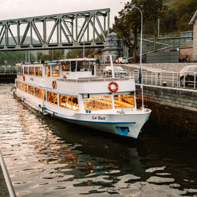 Croisière VIP - Passage d'écluse